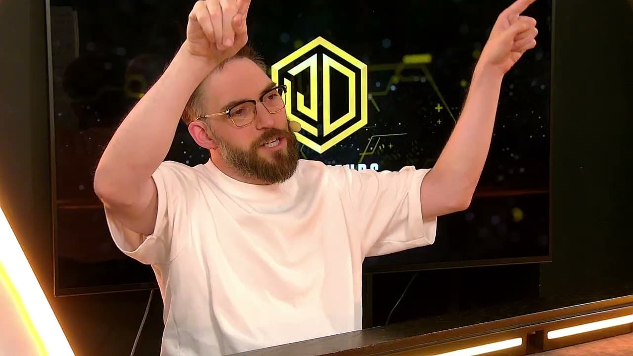 Débat : faut-il trier vos cartes par rareté, couleur, numéro ou édition ? | TCG Show